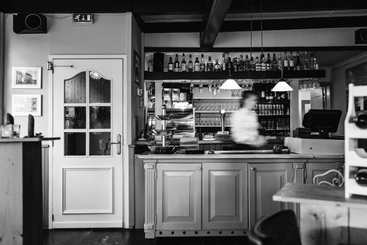 Hotel Restaurant De Stadsherberg 프라네커 외부 사진